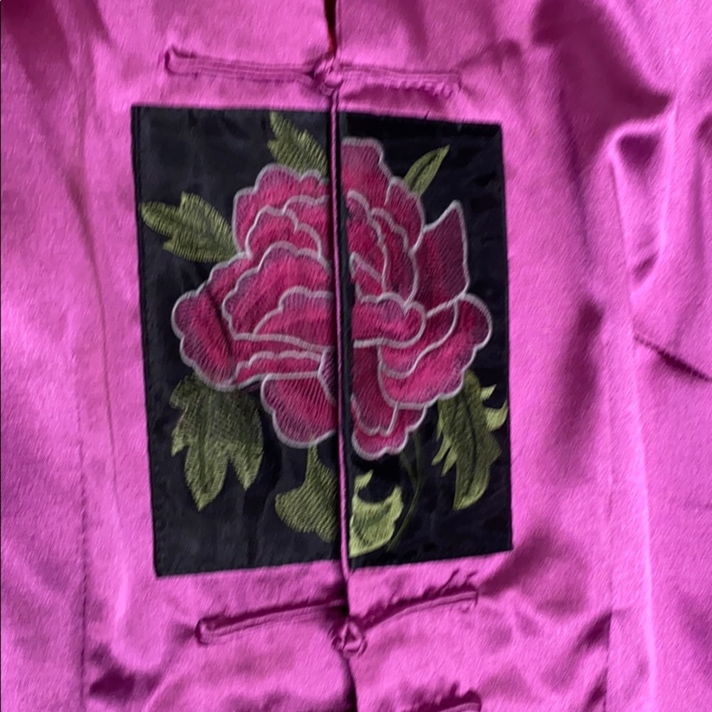 Beautiful satin- Y blazer fully lined